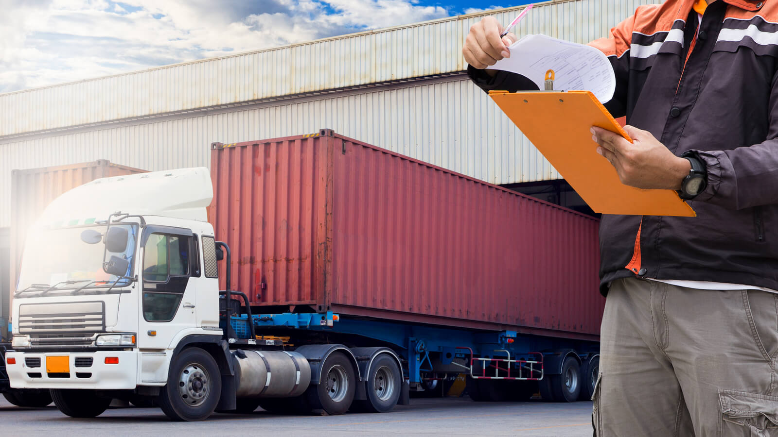 Выбор Транспортной Компании для Грузоперевозок в России и СНГ: Как Сделать Правильный Выбор