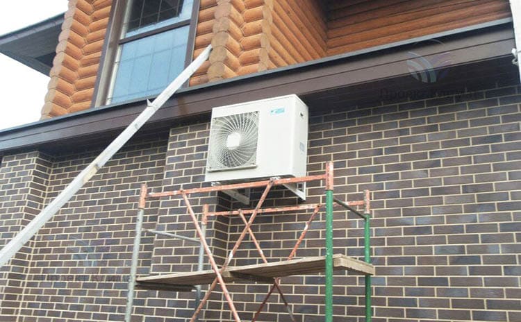 Стоит ли устанавливать кондиционер в коттедже?