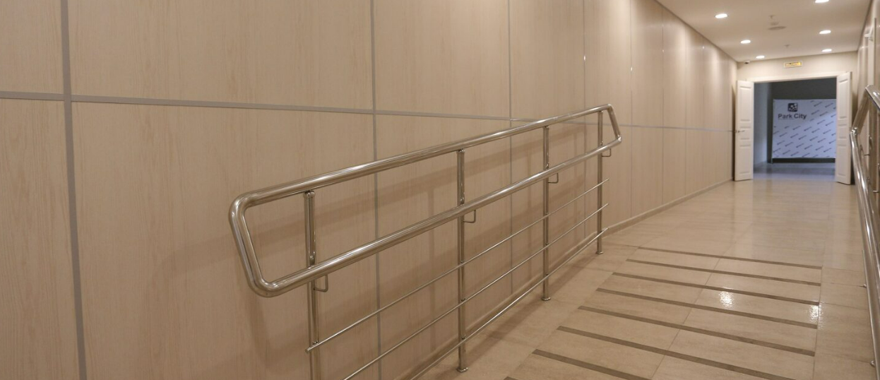 Как выбрать напольное покрытие и стеновые панели