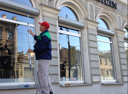 Мойка витрин: важность чистоты и блеска в бизнесе