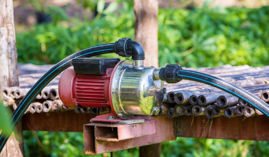 Для чего нужны садовые насосы