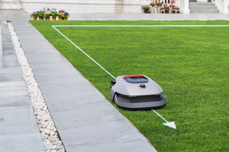 Робот-газонокосилка Dreame Roboticmower A1 теперь выпускается в Pro-версии