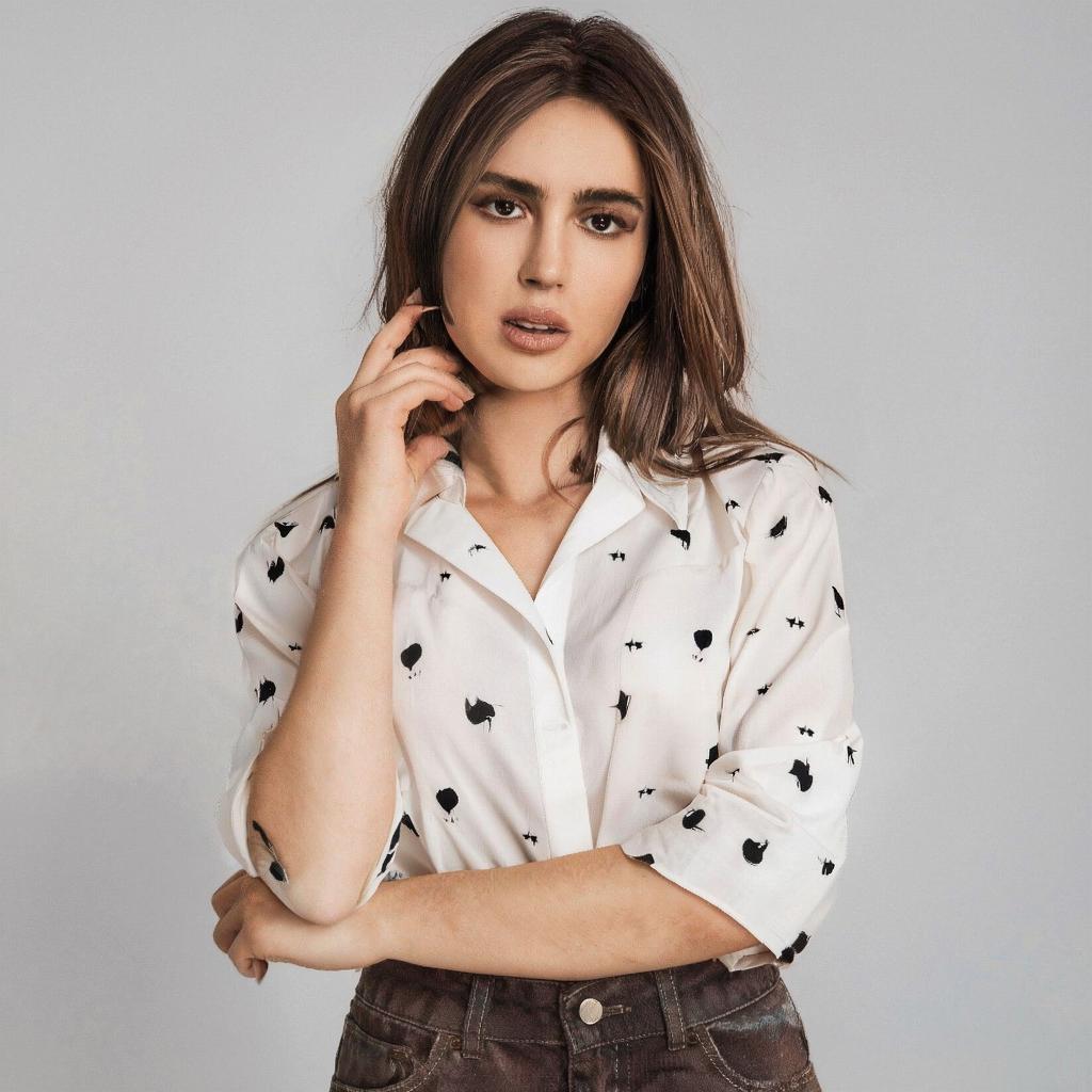 Лучшие материалы для пошива блузок