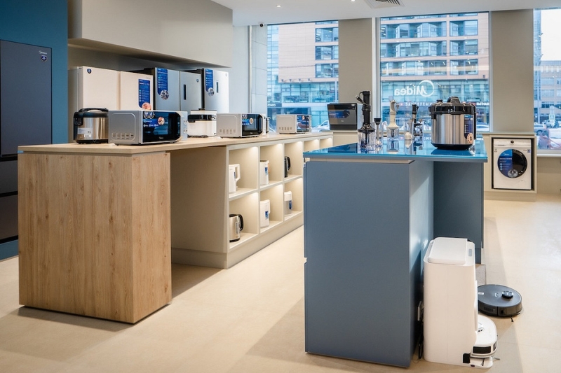 В Москве открылся эксклюзивный шоурум бытовой техники брендов Midea и Toshiba
