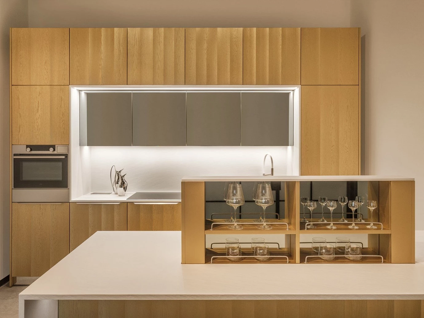 Кухня в стиле минимализм в современных домах