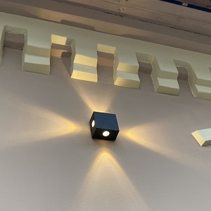 Декоративные лучевые светильники в архитектурном освещении